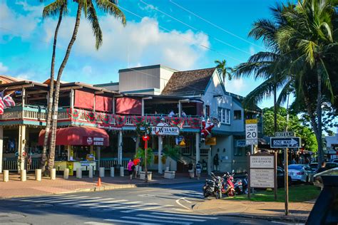 1251 front street lahaina maui hawaii  Hotels